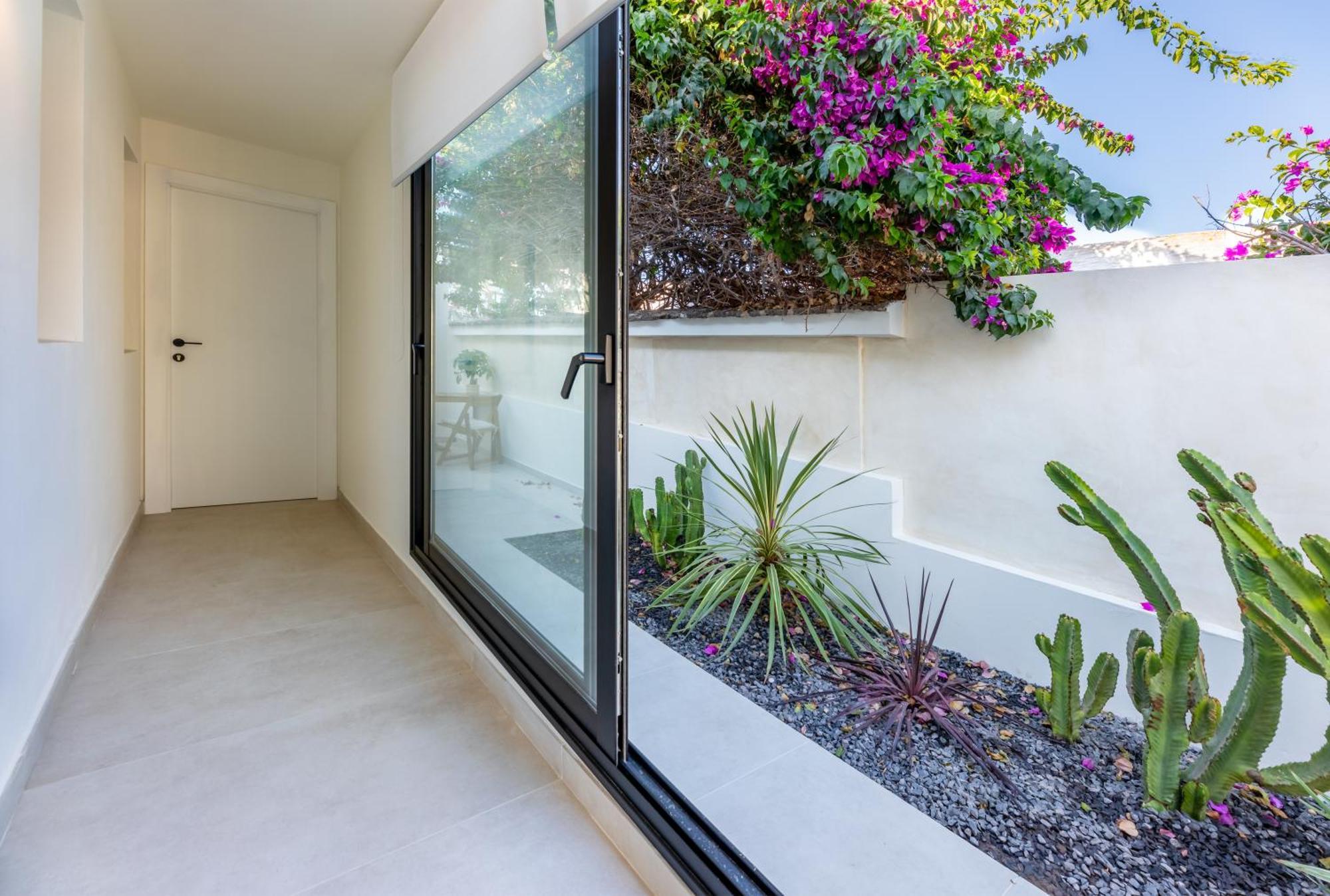 Apartment Urban Chill Private Pool By Holidays *