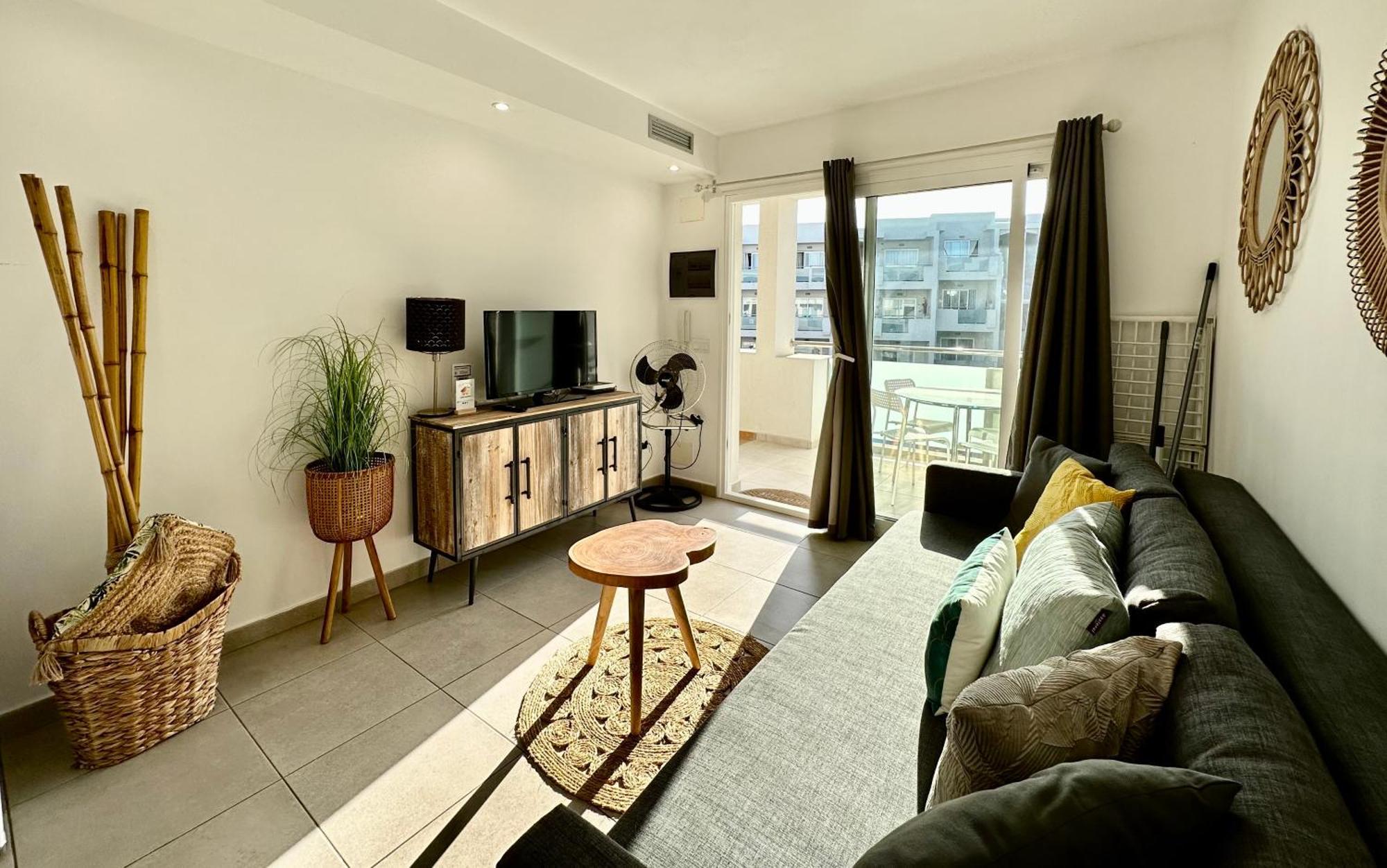Apartment Maracuya Con Piscina, Terraza, Smart Tv, Cocina Completa Y Wifi Corralejo