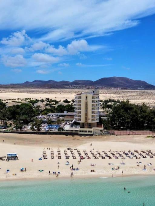 Central With Terrace & Palm Trees 25mb Wifi * Corralejo