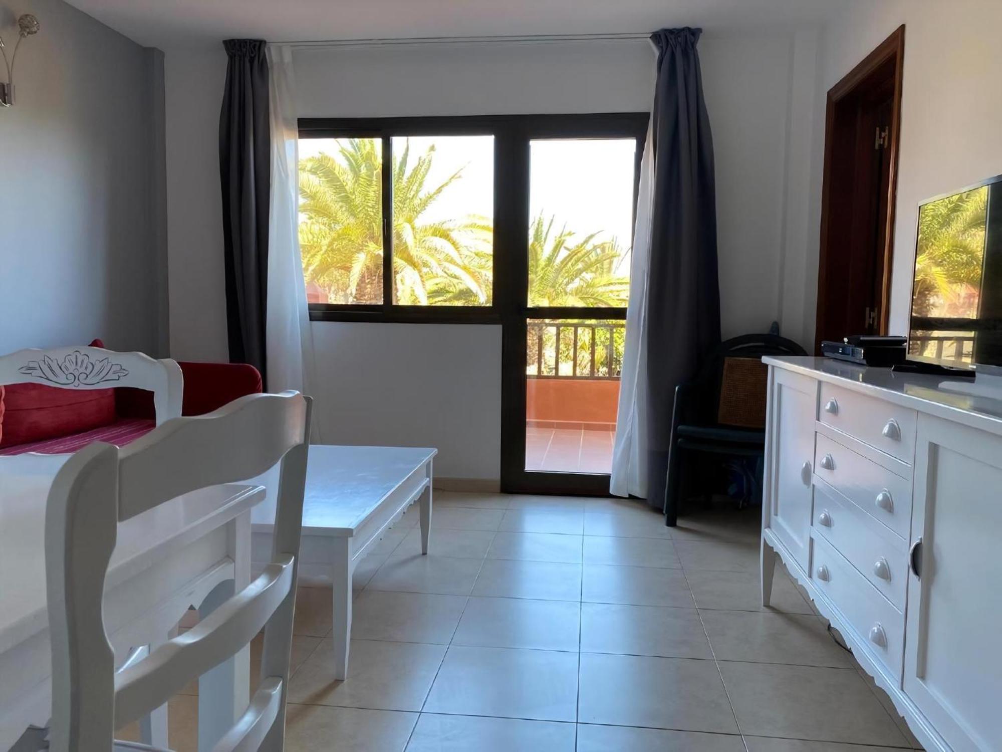 In Mit Grosser Terrasse Corralejo