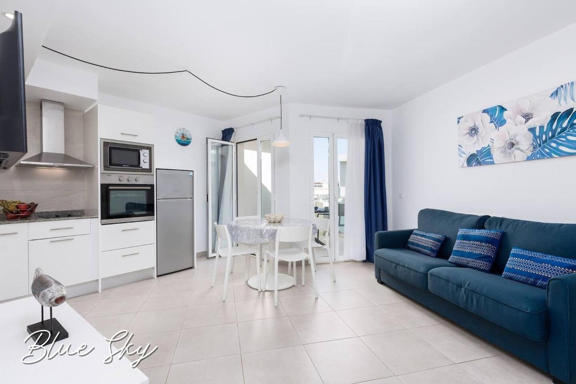 Sun 335 Blue Sky By Rentalfue Corralejo