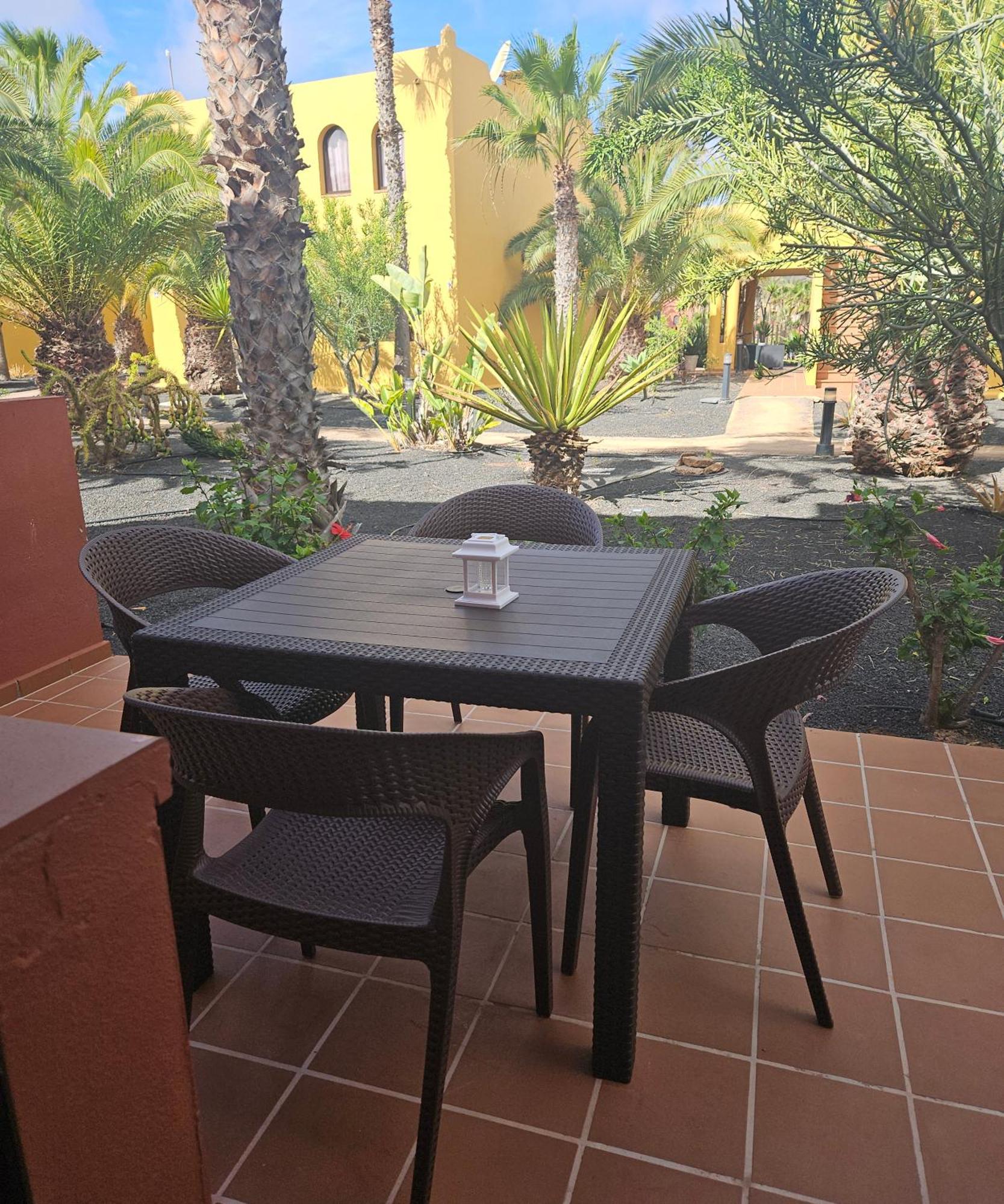 Tamarindo I Piscinas De Agua Salada Corralejo