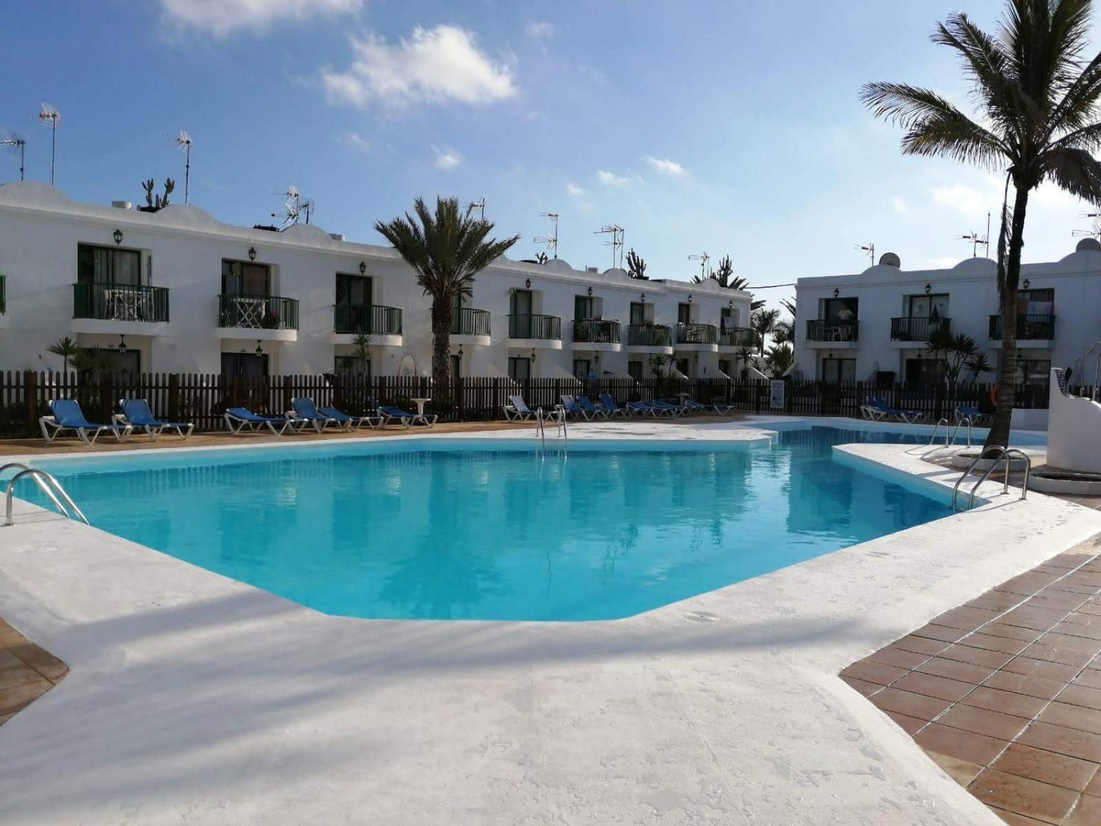 Flor De Las Dunas Pools Tennis, Bikes, Relax Apartment Corralejo