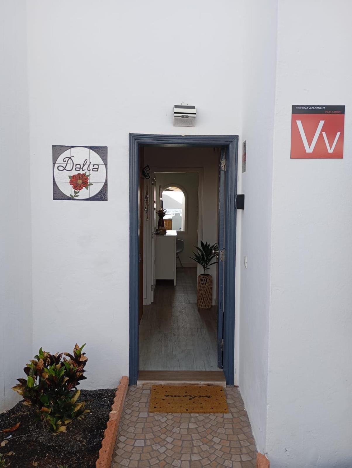 Dalia House, Frontbeach, Piscina, Corralejo