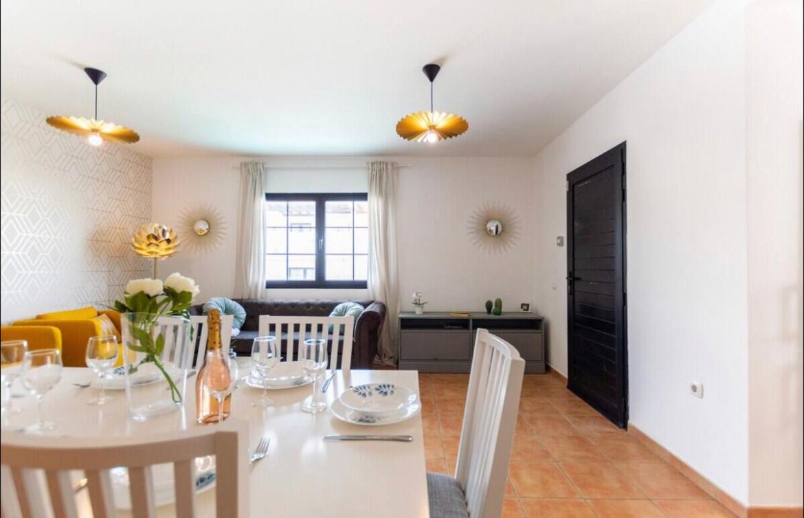 Blueadventure Surf House Hostal Corralejo