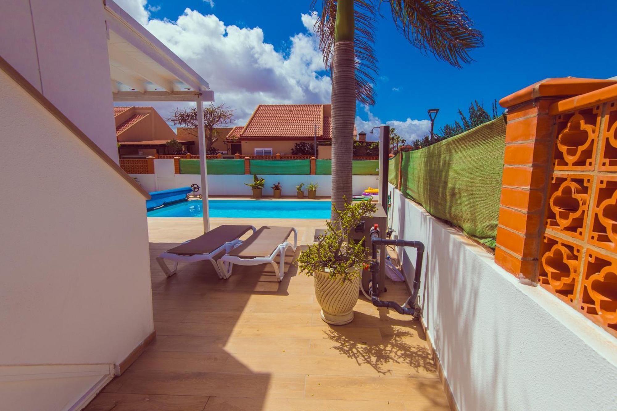 Mami Villa *
