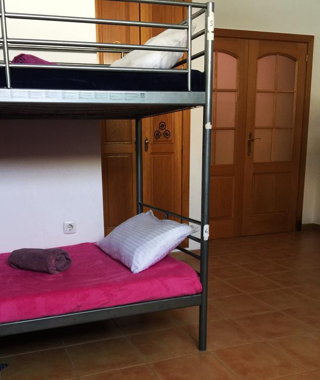 Bhavana Surf House Gasthuis 2*