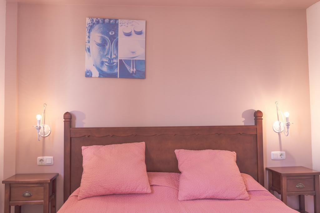 Oasis Royal Apartment