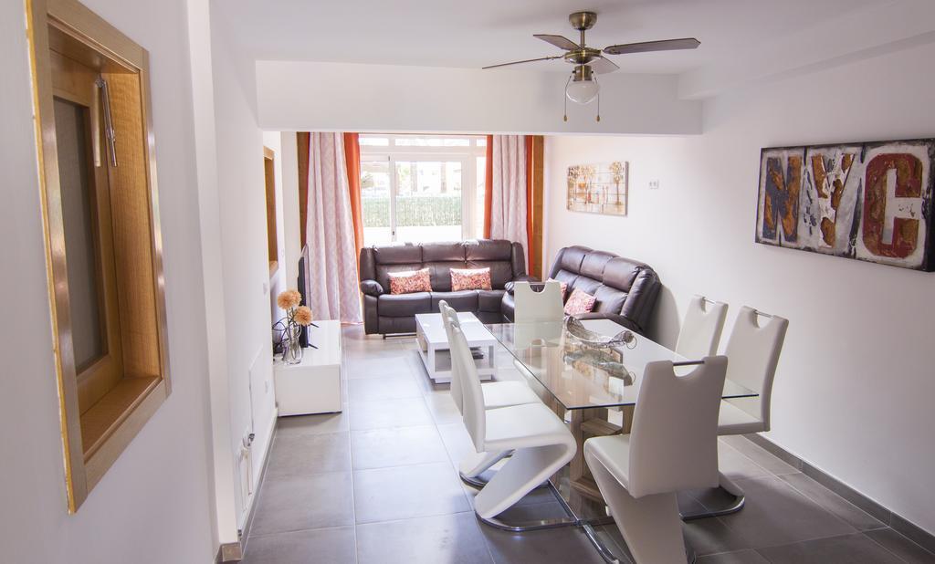 Anju Delfines Bravo's Apartment Corralejo
