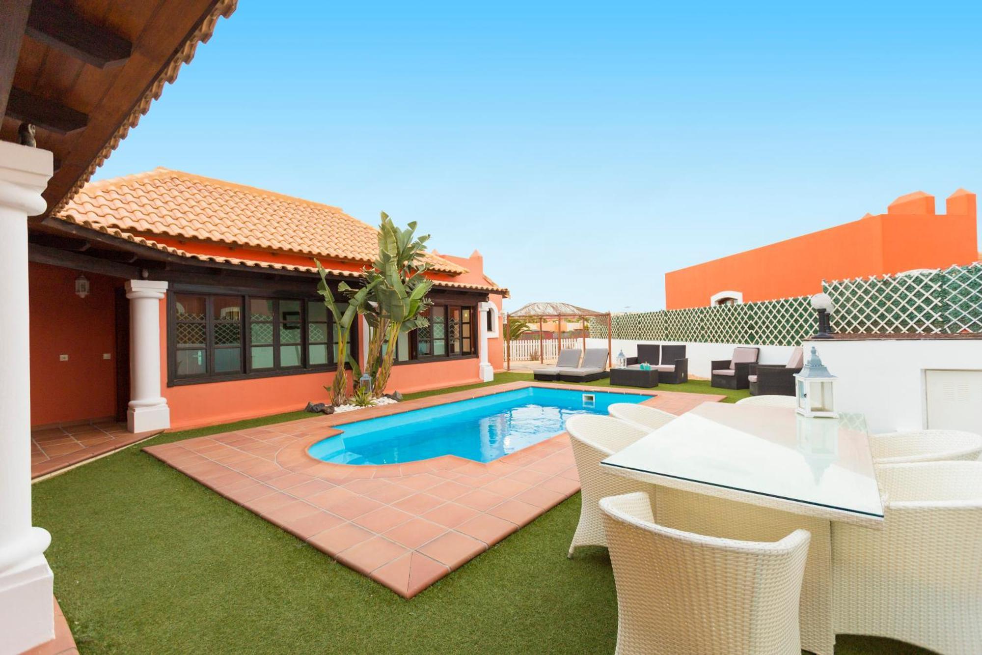 Villa Corralejo Beach Villa *
