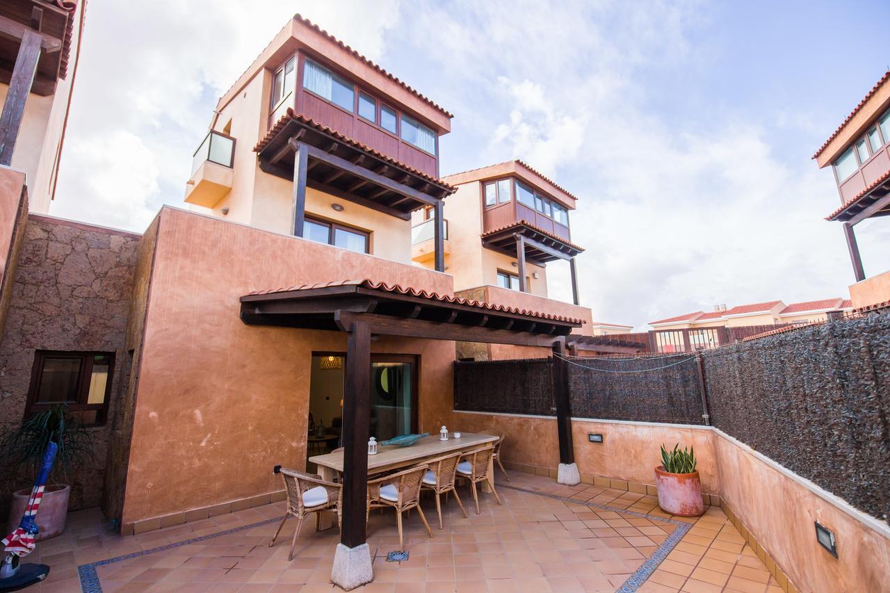 In Las Tinajas Villa