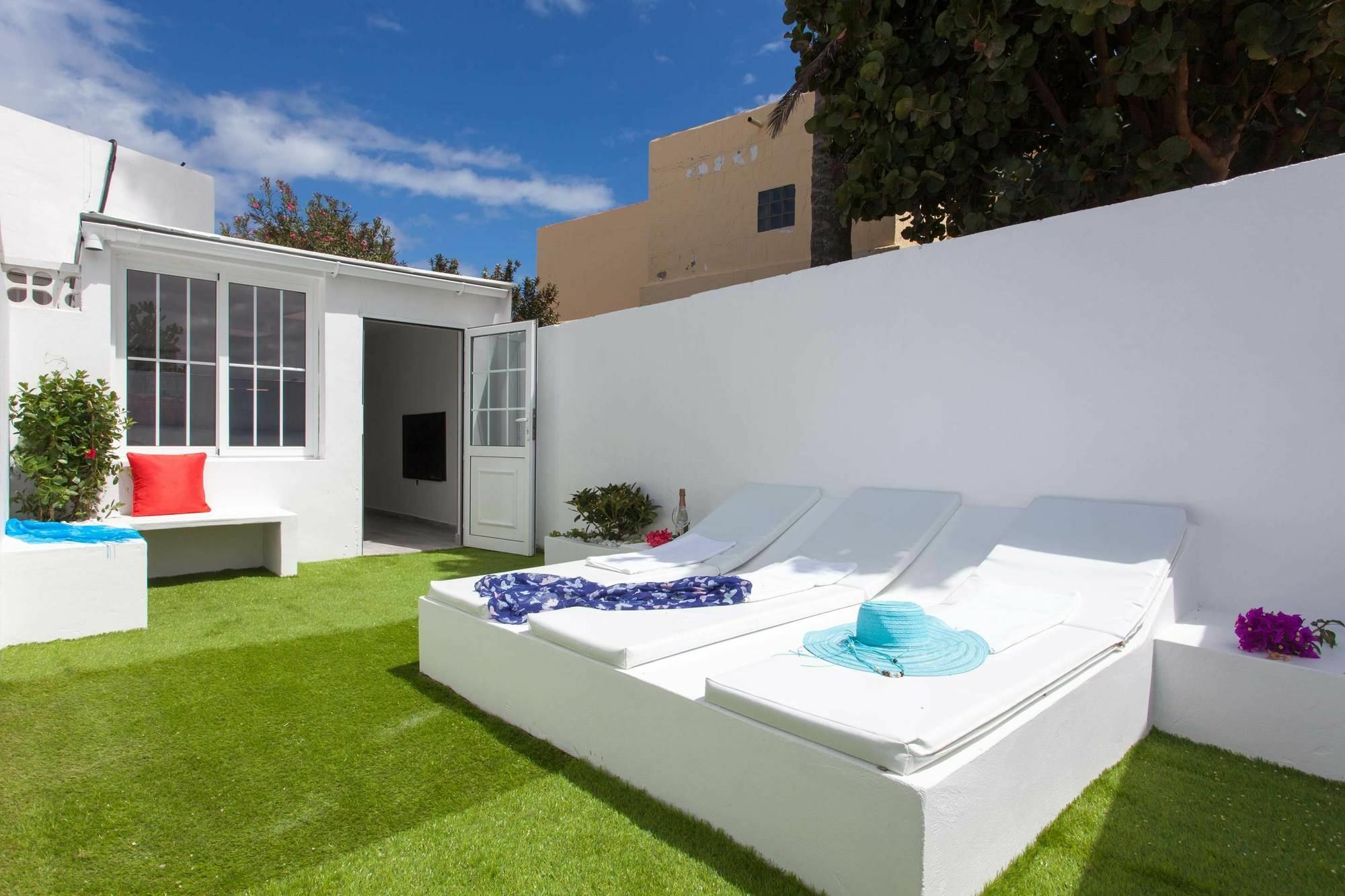 Estudios Center Villa
