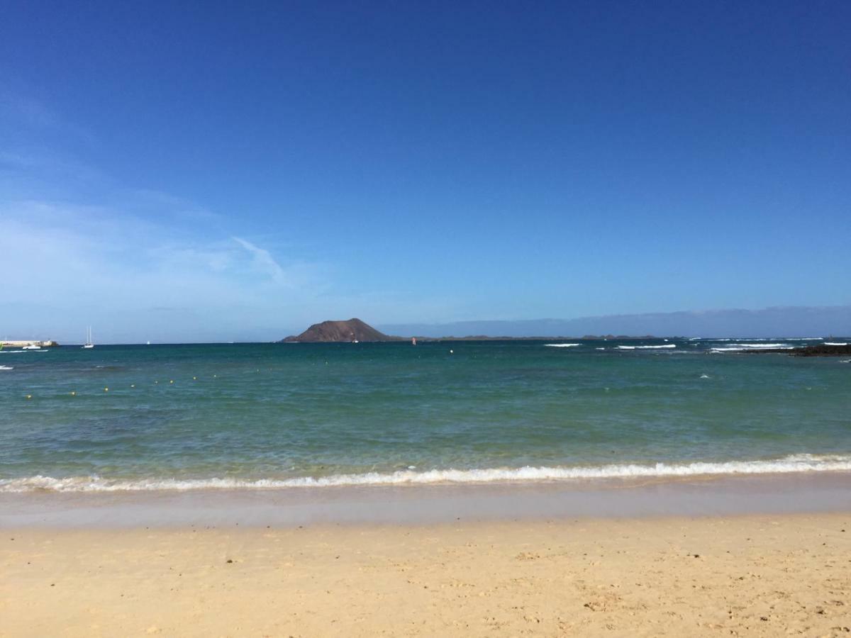 16 Lujo A 200 M Del Mar Corralejo