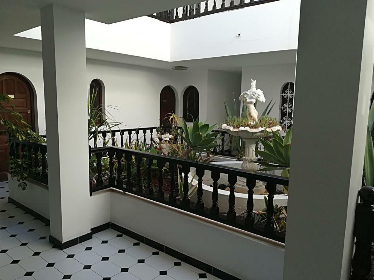Casita Blanca *