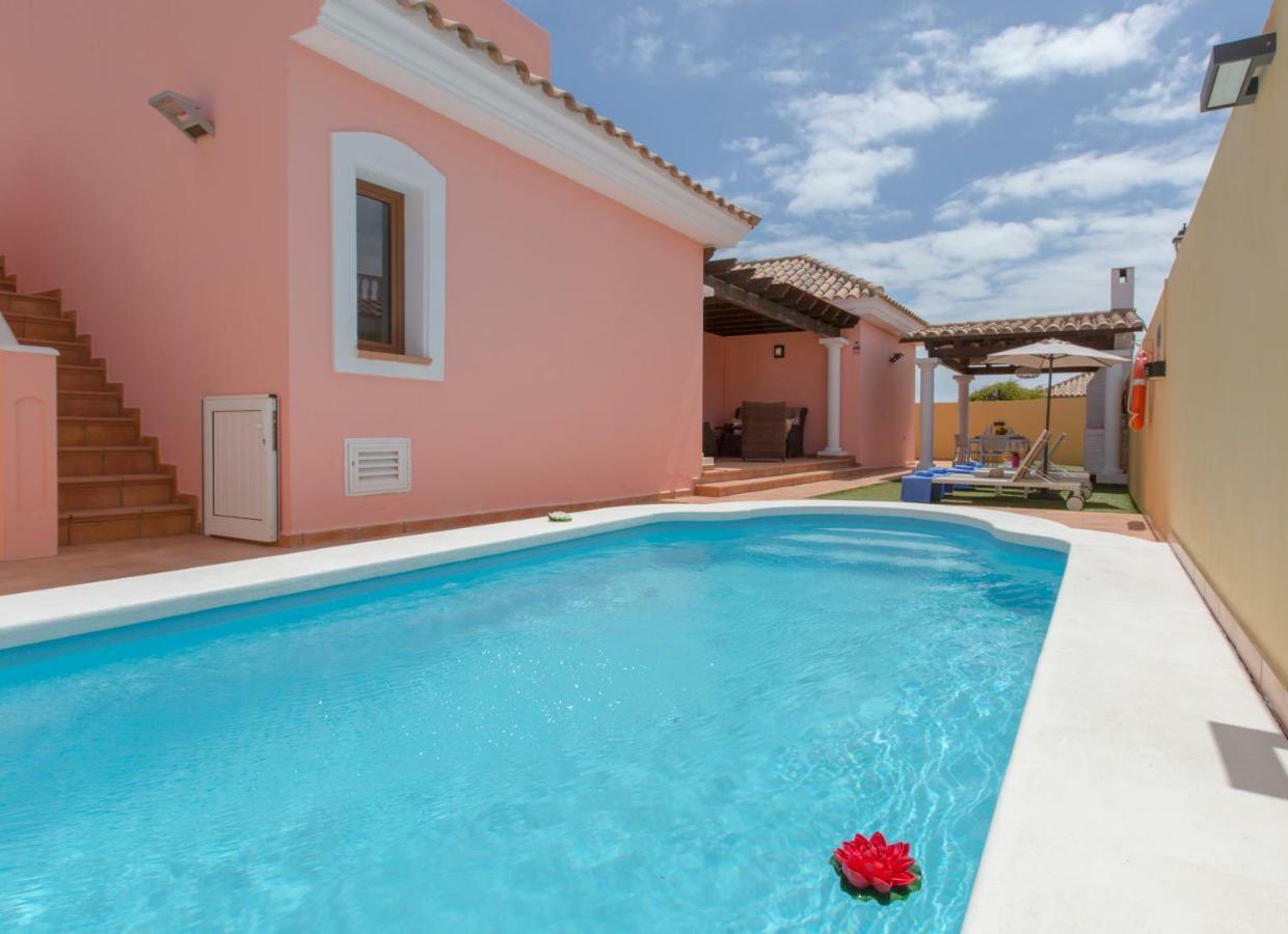Bella Lucia 1. Piscina Climatizada, Wifi, Bbq.