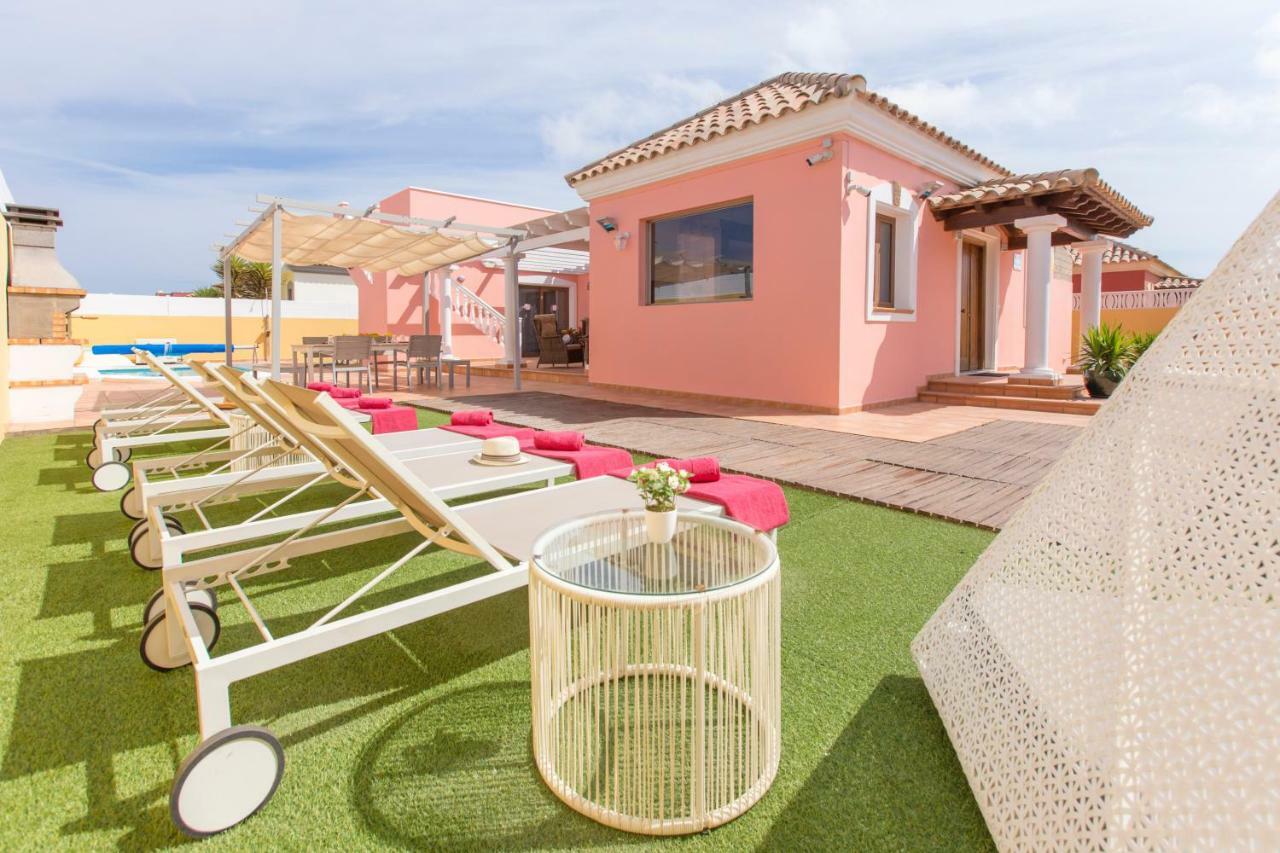 Bella Lucia 3. Piscina Climatizada, Wifi, Bbq.