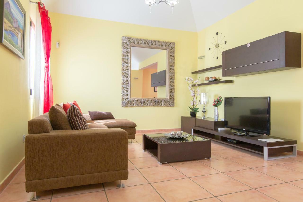 Bella Lucia 1. Piscina Climatizada, Wifi, Bbq. * Corralejo