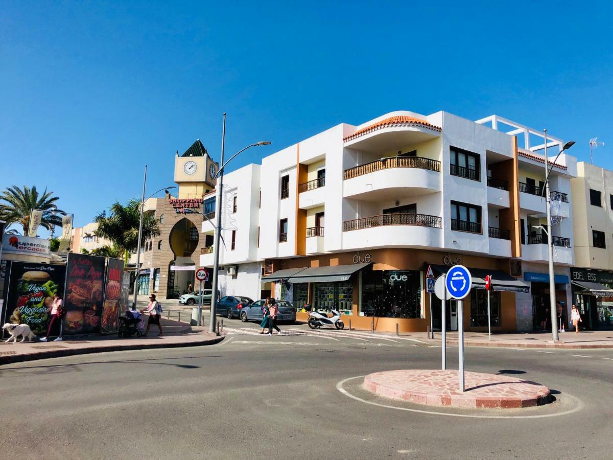 Golden Wave Apartamento *