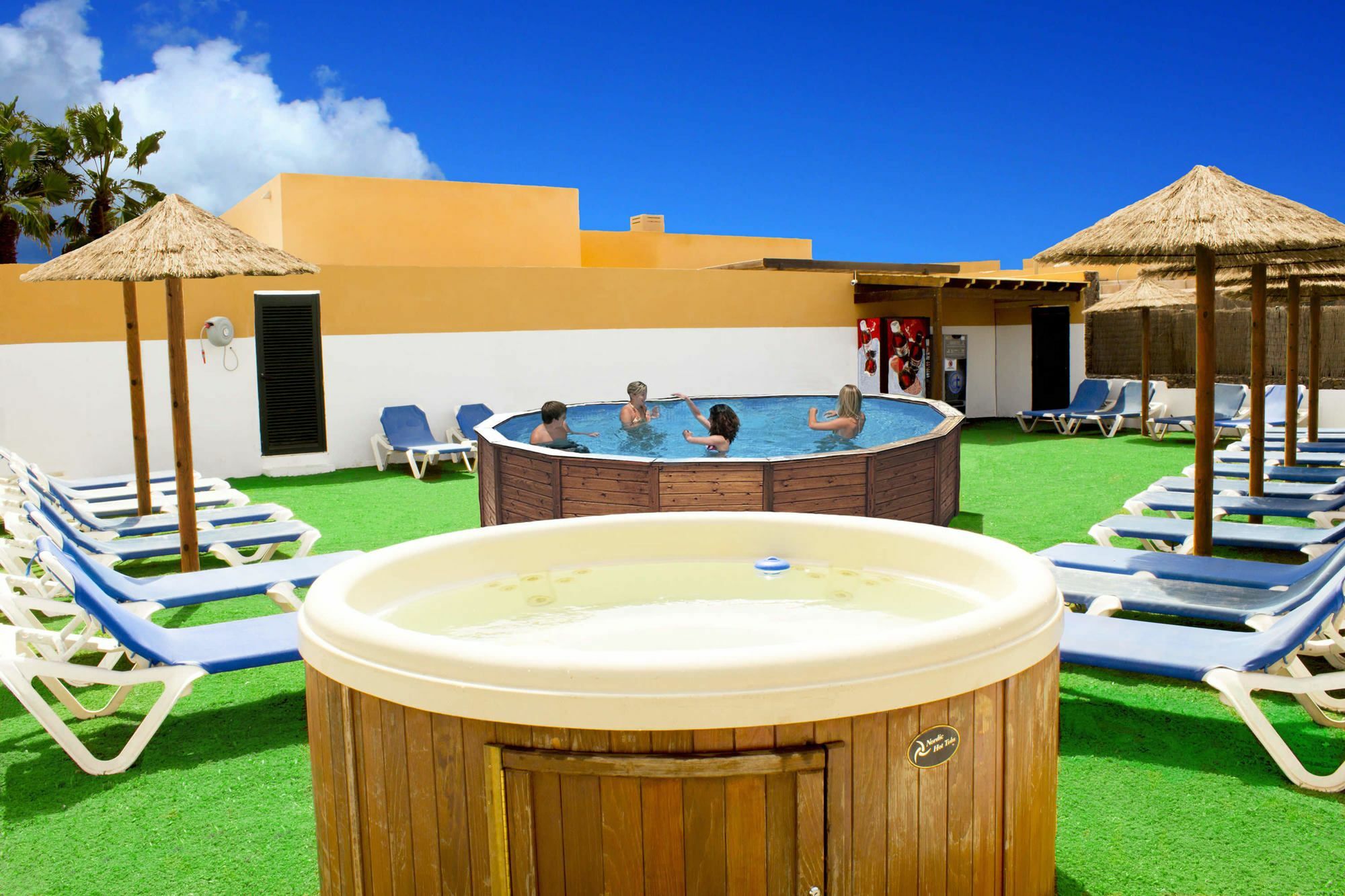 Hotel Volcanic 3*