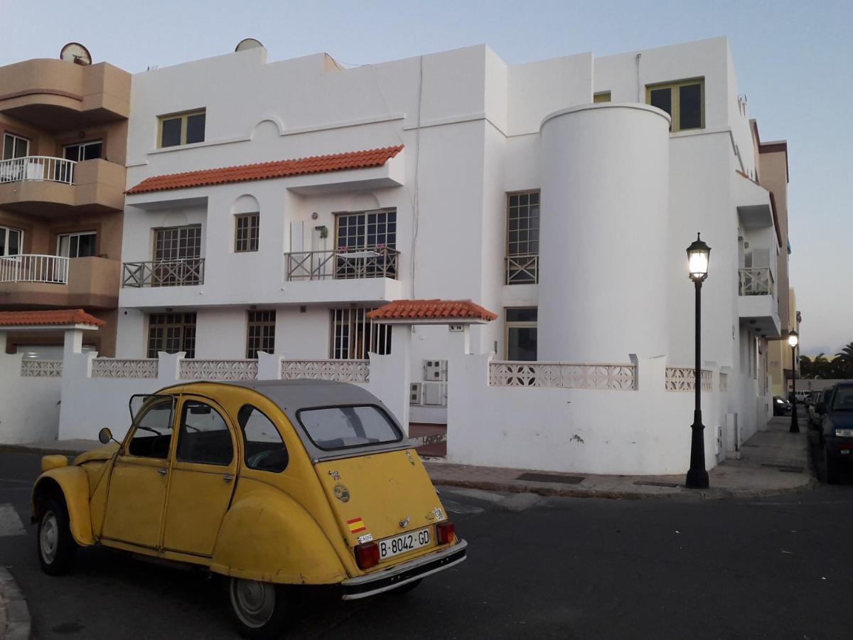 Luminous Cute By The & Harbour Apartment