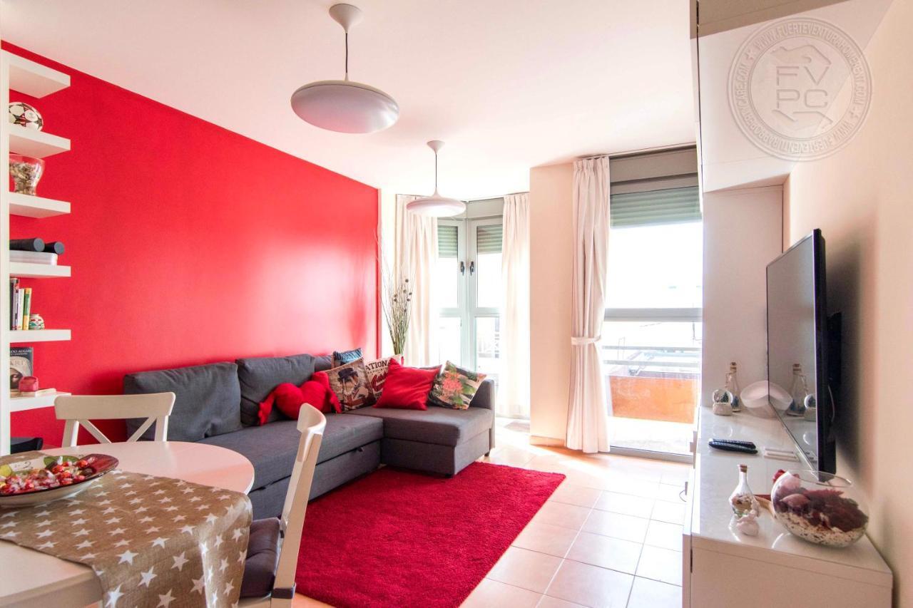 Apartment Red Surf