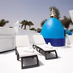 Villa 44