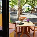 Corralejo Enkal House 3 persons - garden view