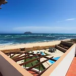 El Castillito, Beachfront Villa