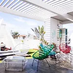 Hubara Holidayfv