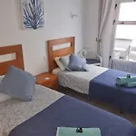 Casa Gales: Relax Next To The Sea Apartment For Families