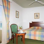 Hotel Riu Oliva Beach Resort