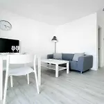 San Valentin Pakky House