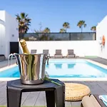 Villa Luxury Azul Private Pool And Bbq Corralejo By Holidays Home
