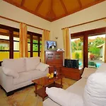 Ereza Villa Brisas Del Mar