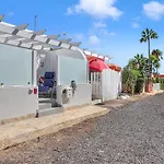 Kay Arenal Corralejo