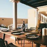 Moderne Villa Met Verwarmd Zwembad In Corralejo
