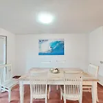 Kalani Surf House