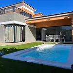 Villa Exire