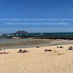 La Cotufa En El Centro De Corralejo, Dos Habitaciones Con Dos Banos, Terraza Privada Y Wifi