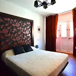 Kalmahouse