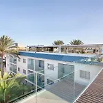 Bristol Lagoon Retreat