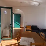 Moana Surf House