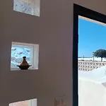Moana Surf House