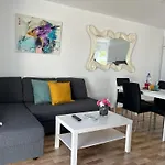 Marae 1