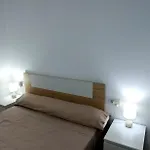 Fuerte Vibes Guest House In Corralejo