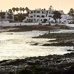 Corralejo Beach Villa San Antonio- Private Heated Pool, Breathtaking Sea View, Bbq, Fast Wifi By Amazzzing Travel