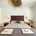 House Boho Palm With Private Heated Pool And Garden, 3 Bedrooms, Wi-Fi