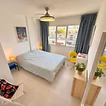 Sunny Terraced Flat In Corralejo Center