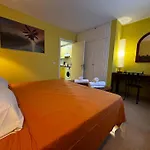Comfortable Apartment With Park And Pools