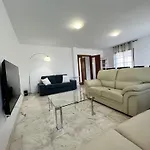 Serenity Villa In Geafond - Perfect For Relaxation